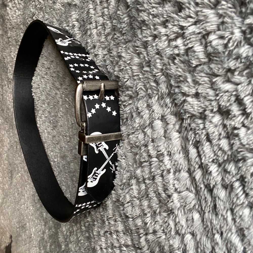 Rock belt with five holes 31 inches long